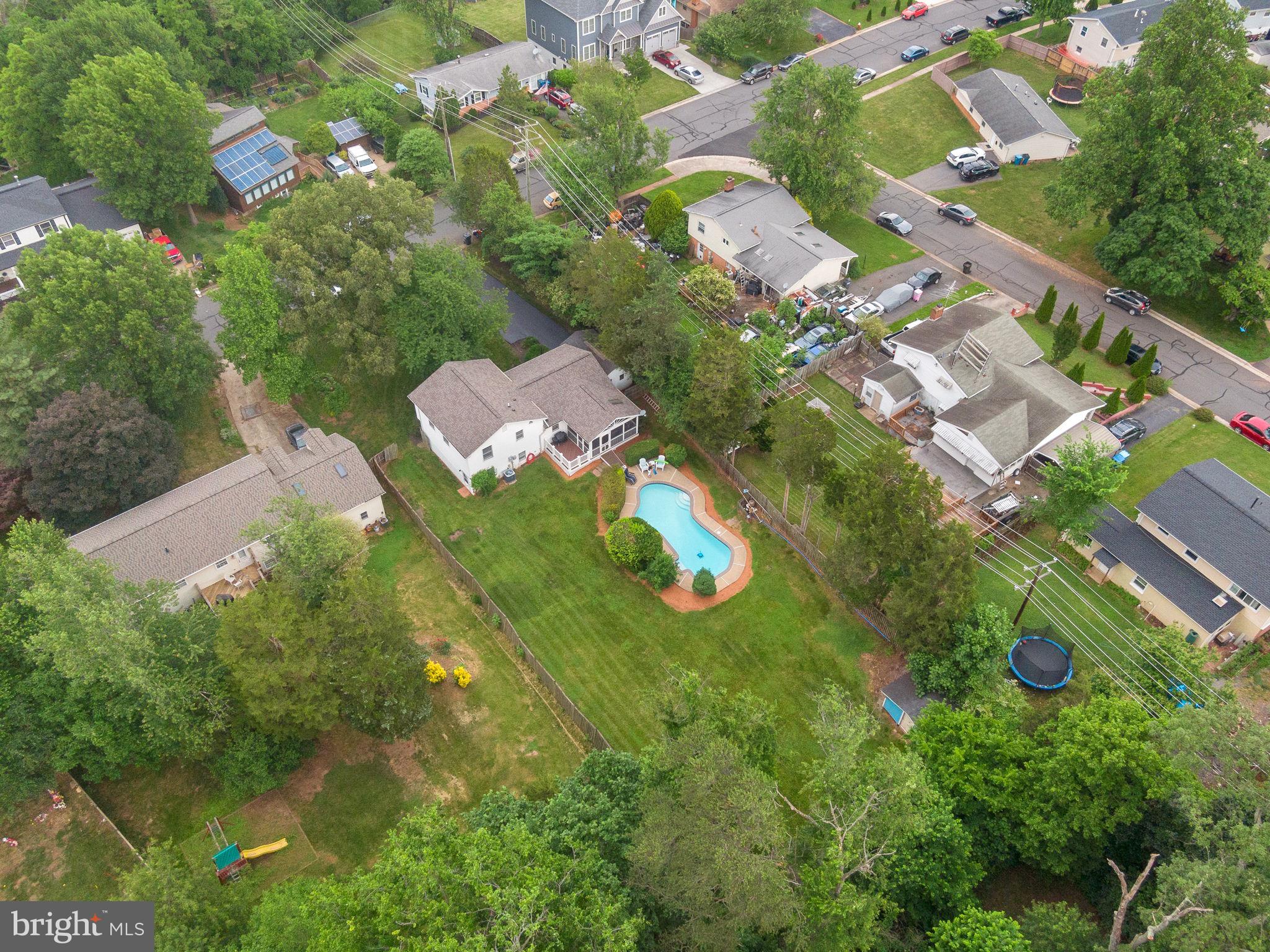 FOXLEE - Residential