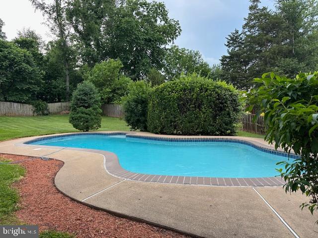 FOXLEE - Residential