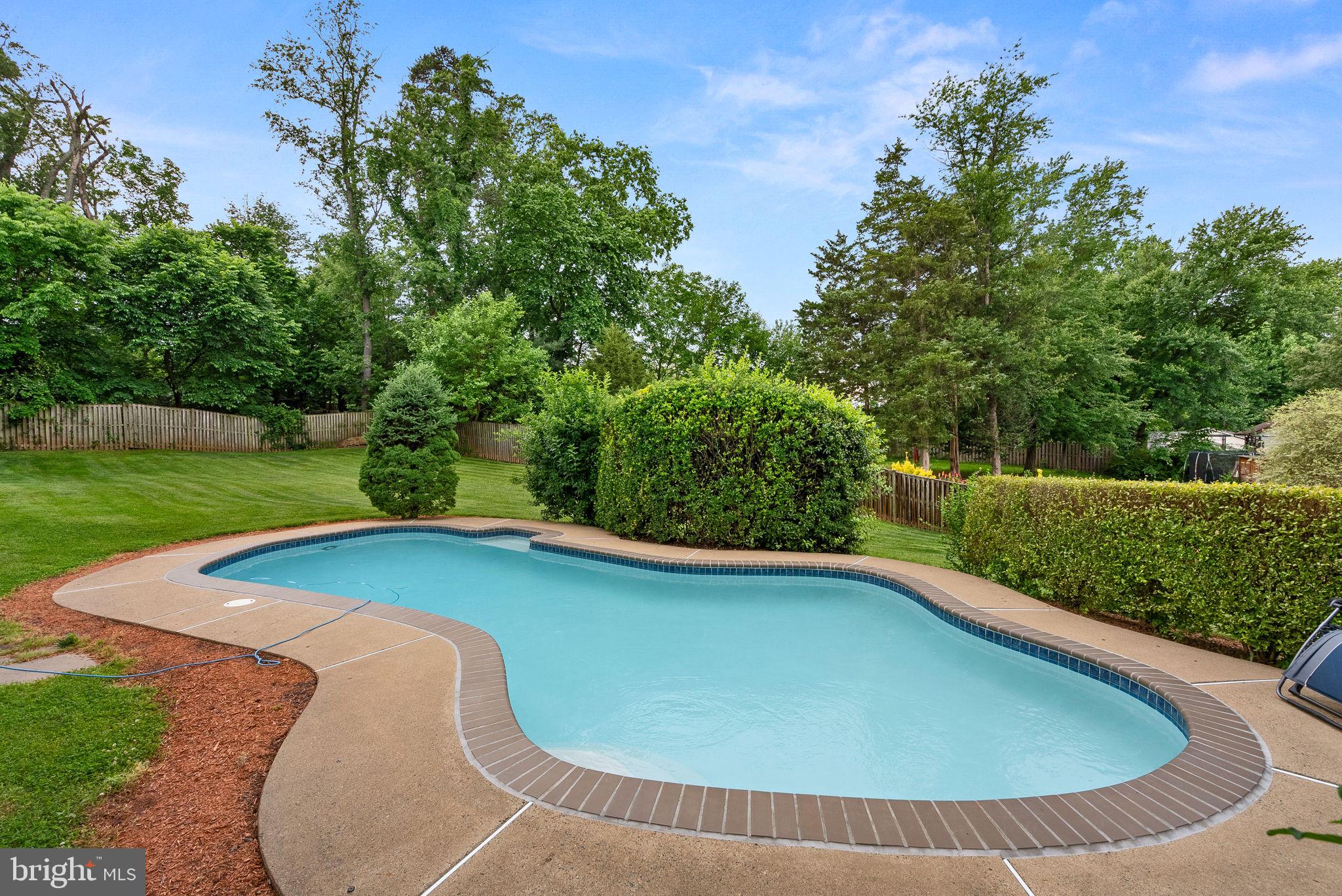 FOXLEE - Residential