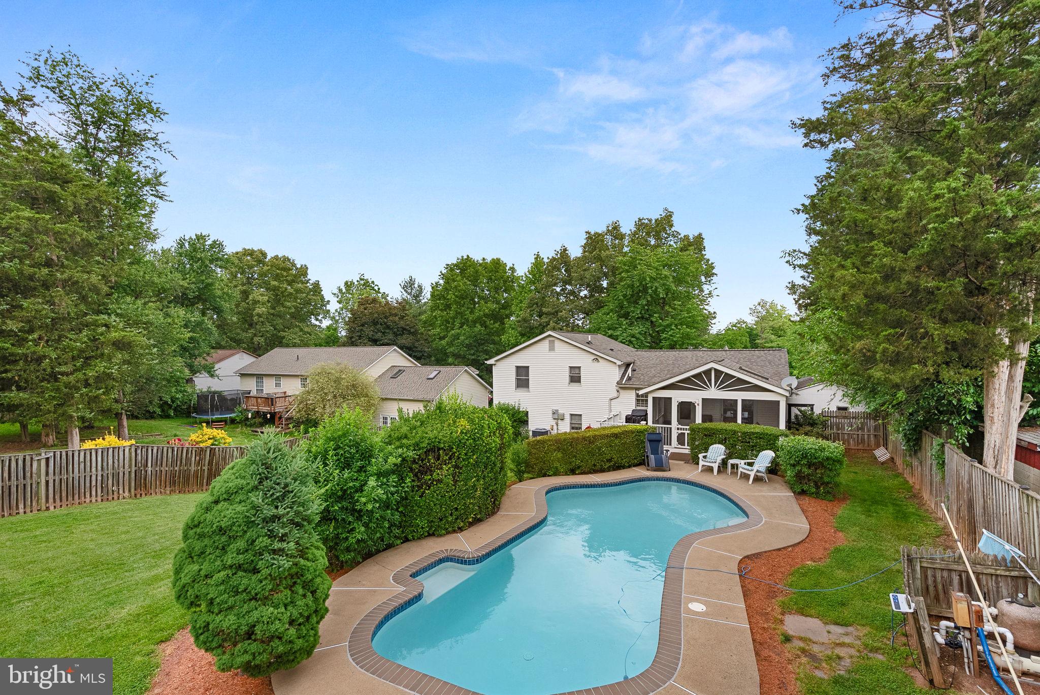 FOXLEE - Residential