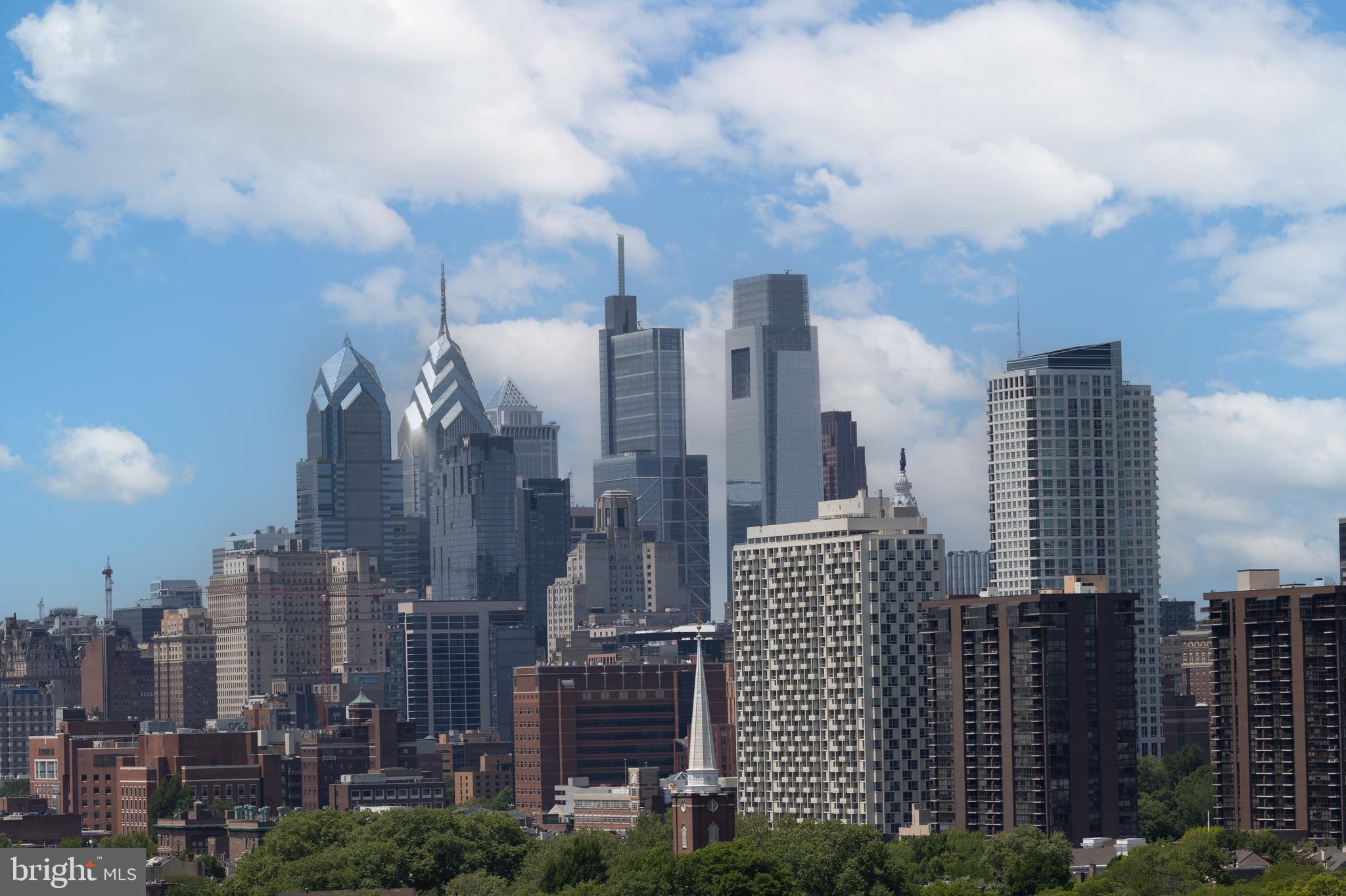 DOCKSIDE CONDOMINIUM - Residential