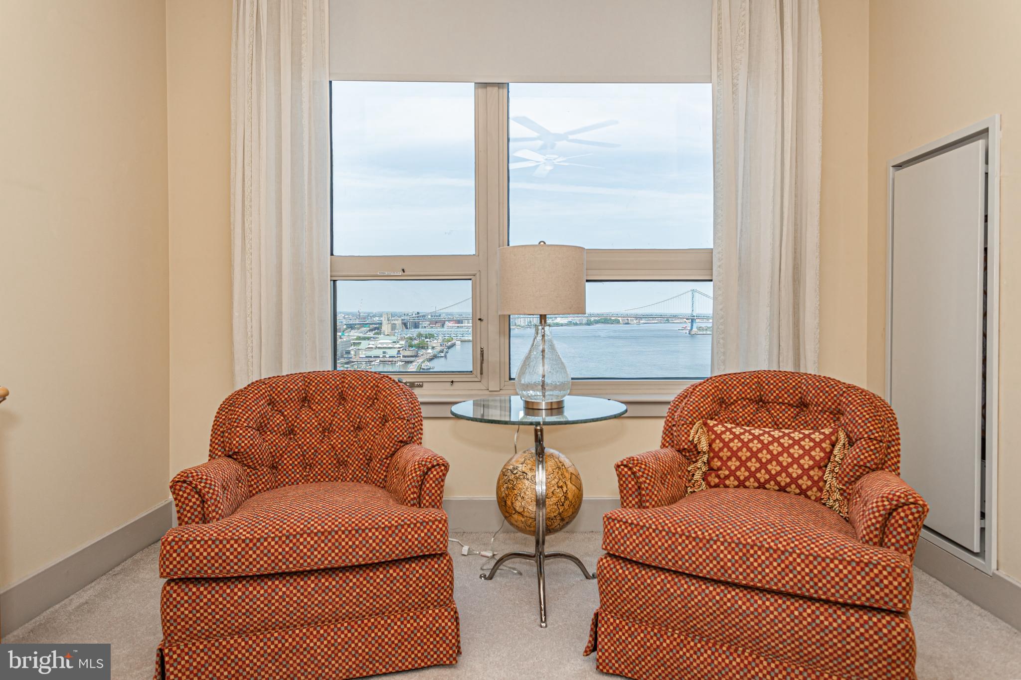 DOCKSIDE CONDOMINIUM - Residential