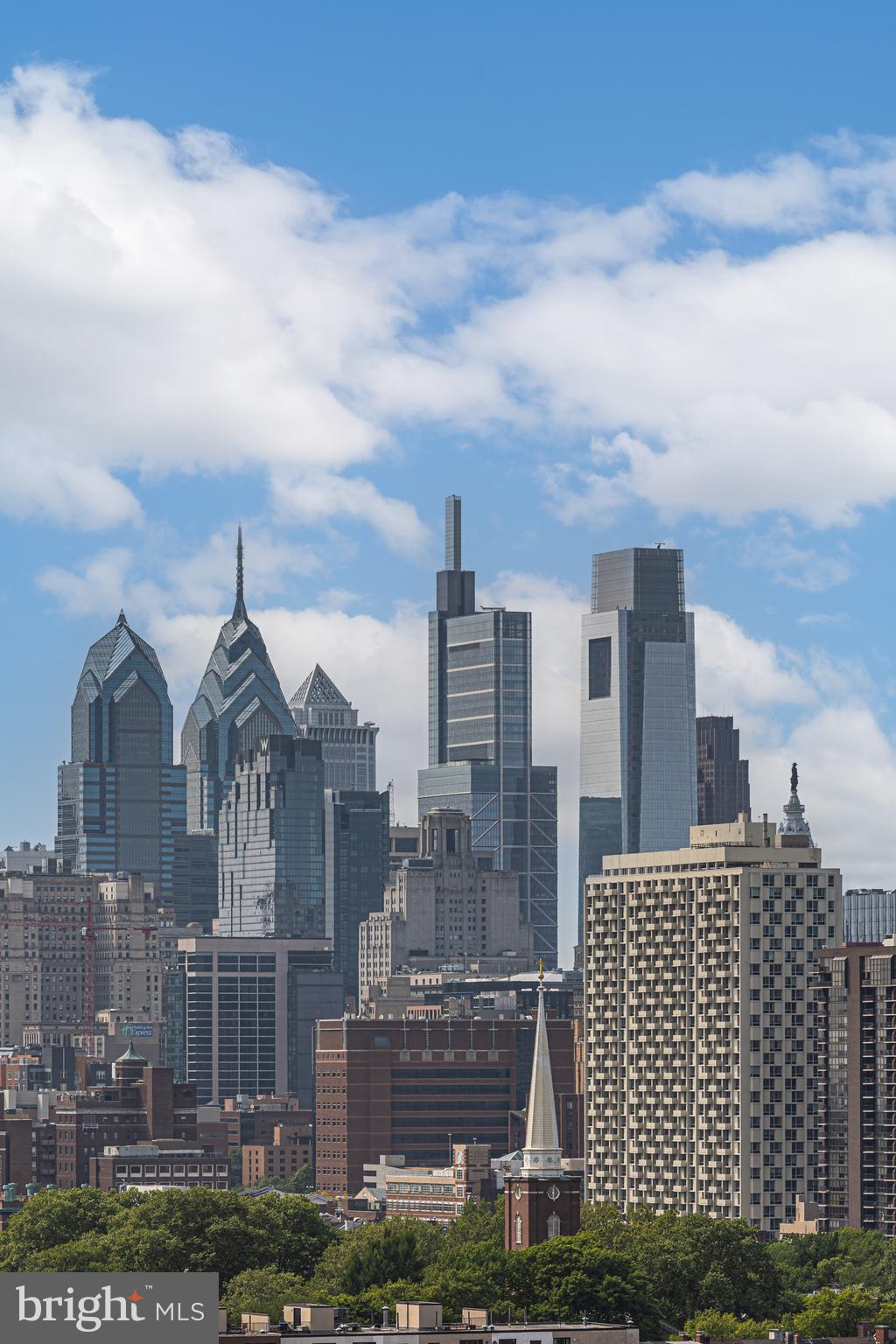 DOCKSIDE CONDOMINIUM - Residential