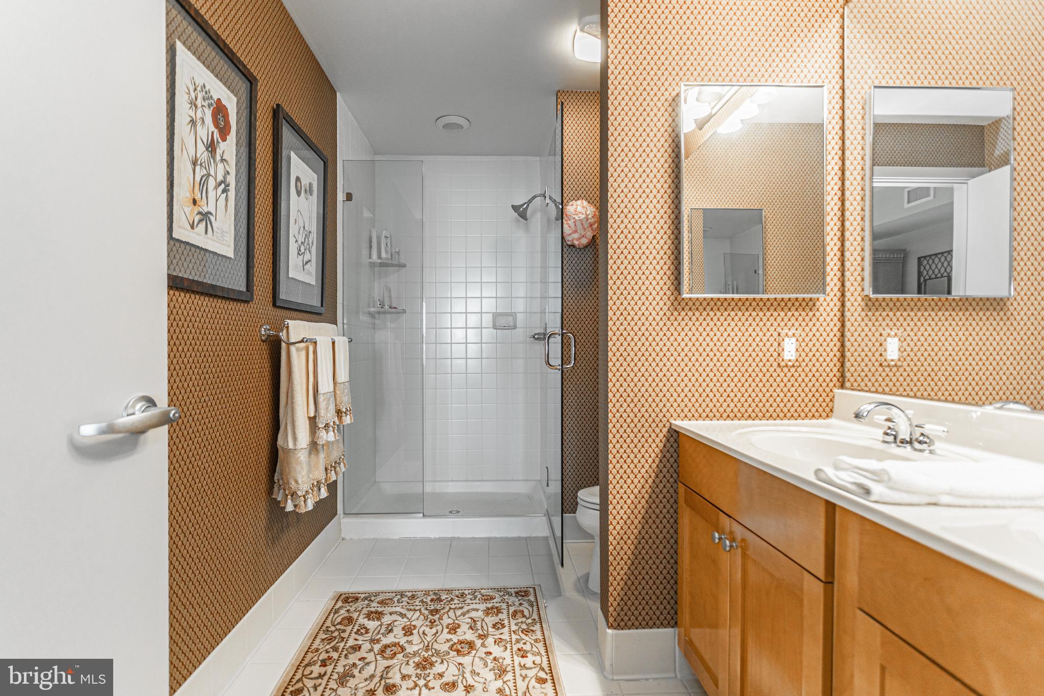 DOCKSIDE CONDOMINIUM - Residential