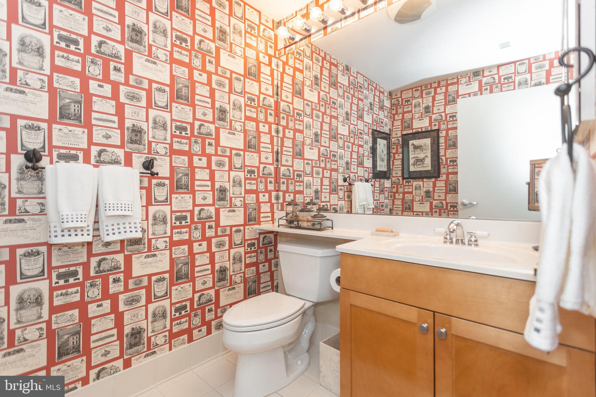 DOCKSIDE CONDOMINIUM - Residential