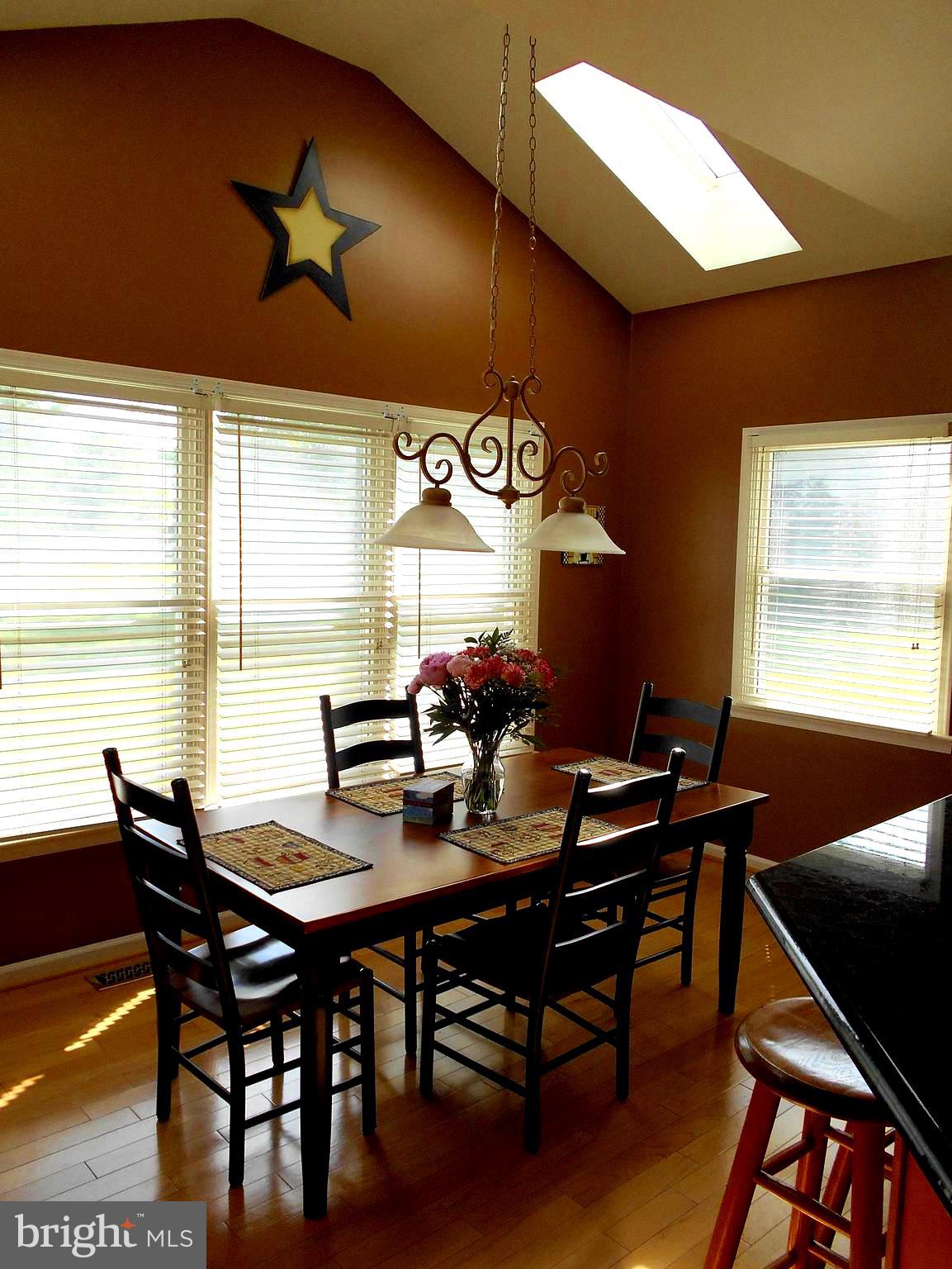 MEADOWBROOK - Residential