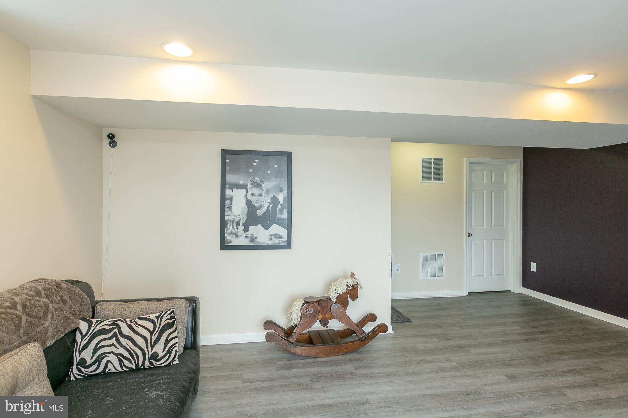 RED BUD RUN - Residential