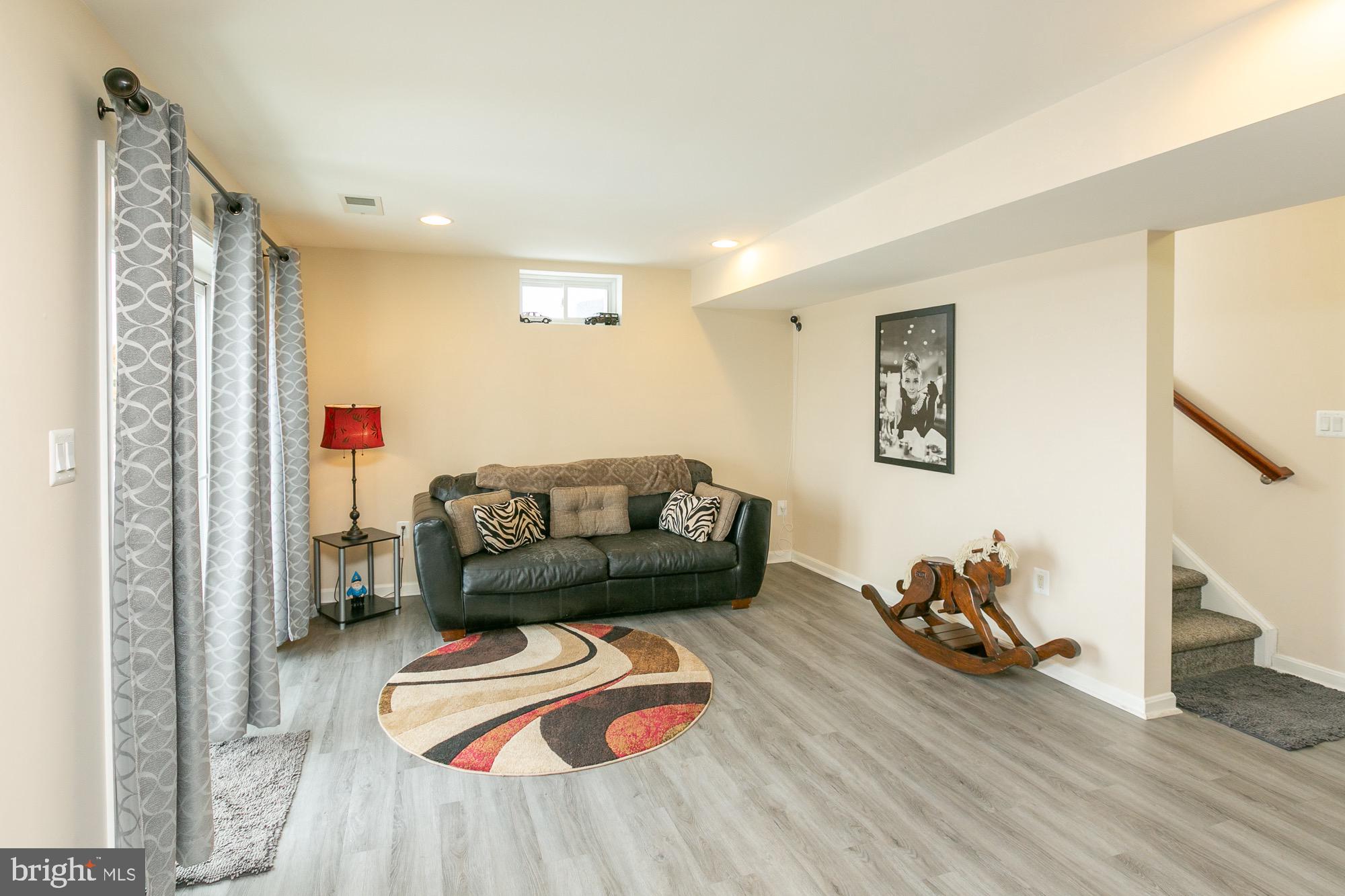 RED BUD RUN - Residential