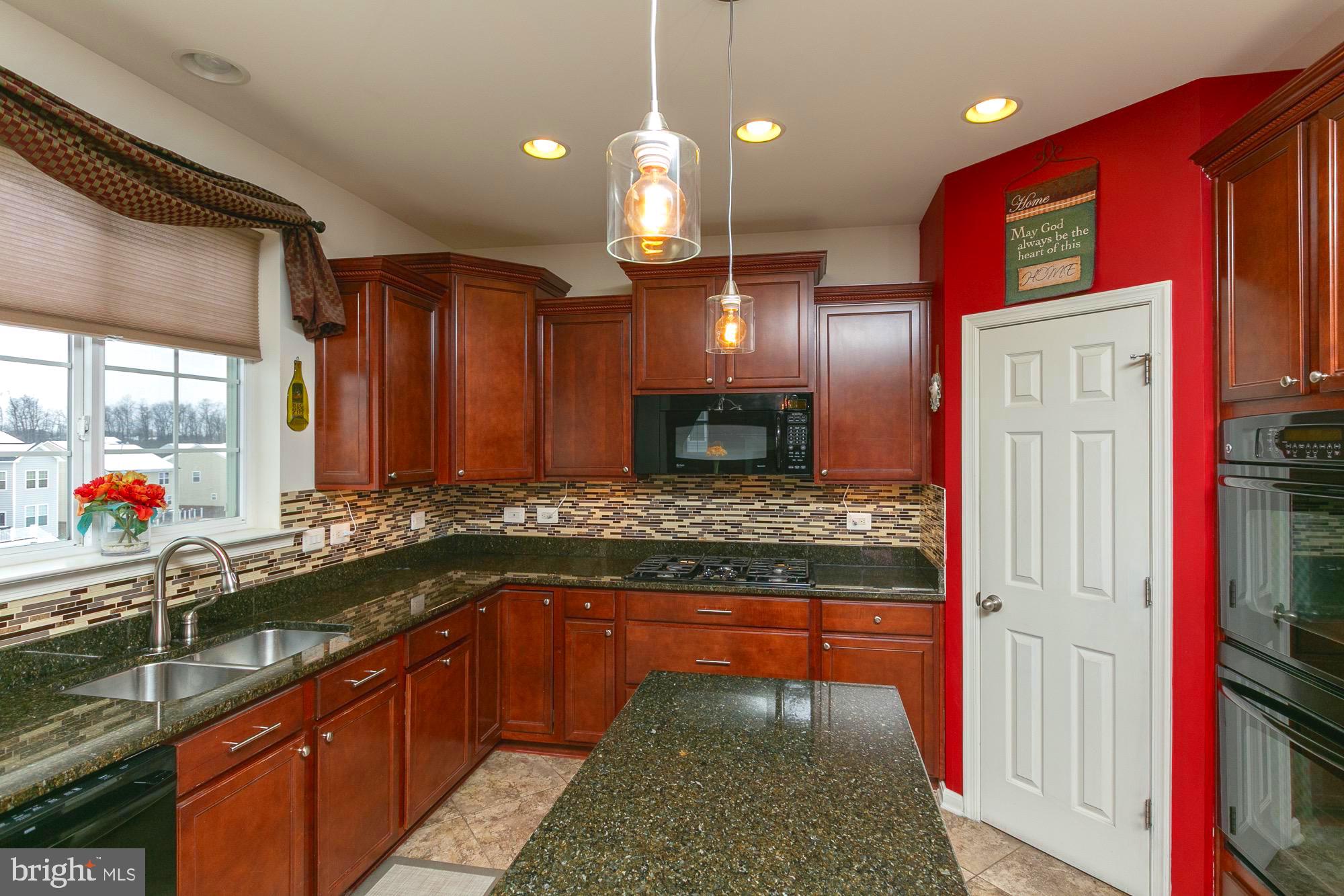 RED BUD RUN - Residential