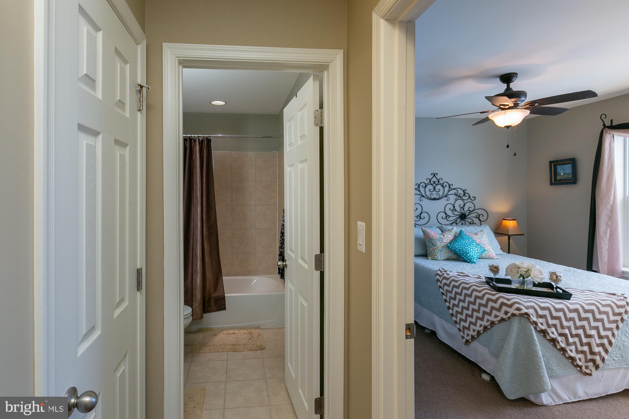 RED BUD RUN - Residential