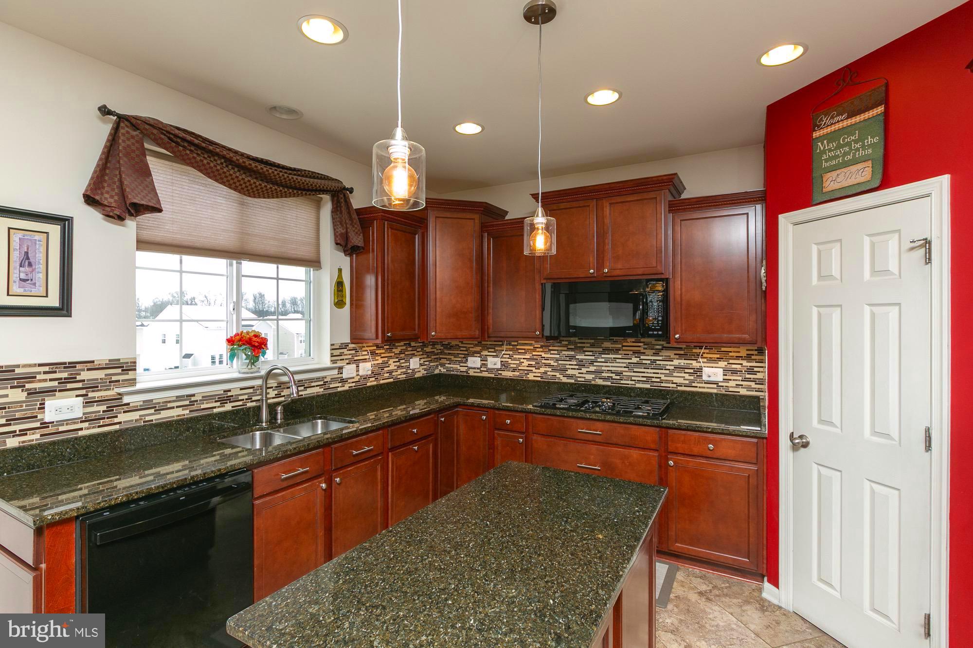 RED BUD RUN - Residential