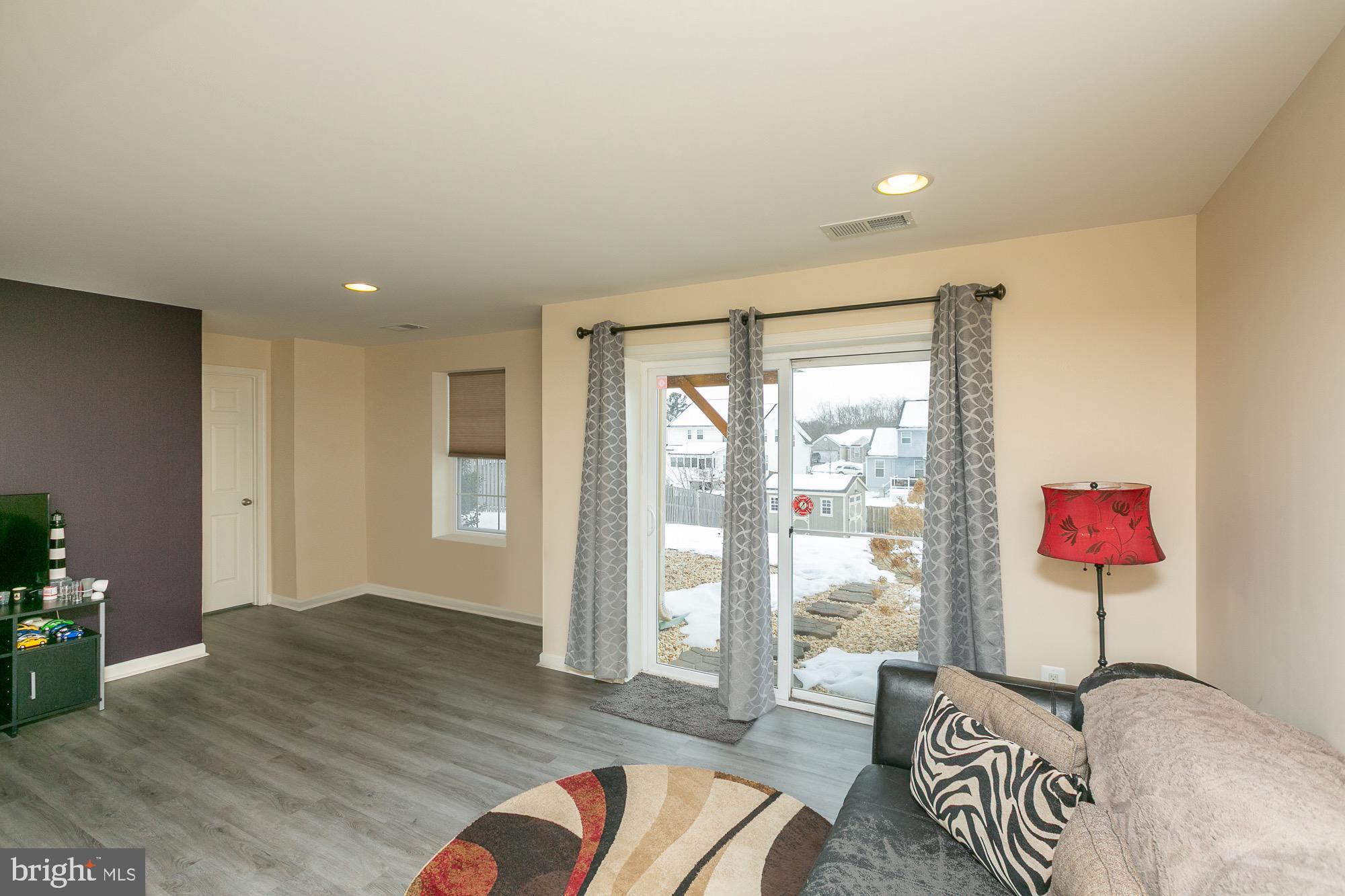 RED BUD RUN - Residential