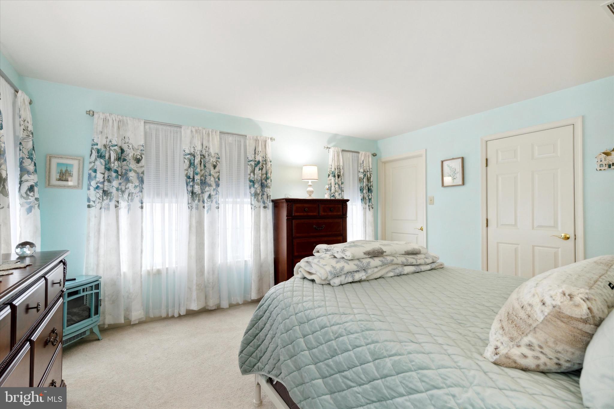 COUNTRY VIEW ESTATES - Residential