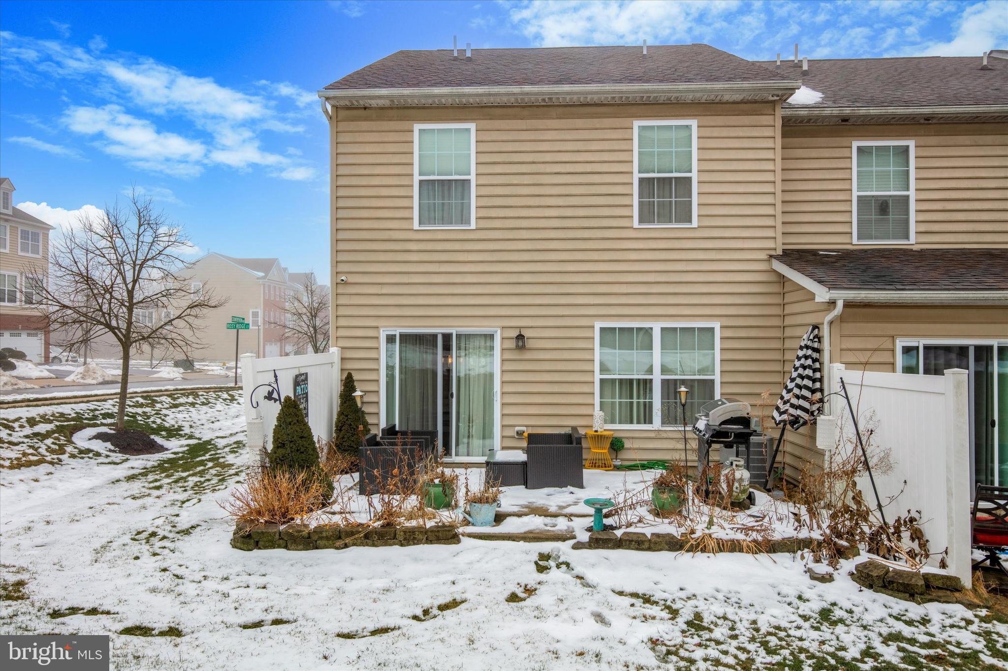 COUNTRY VIEW ESTATES - Residential