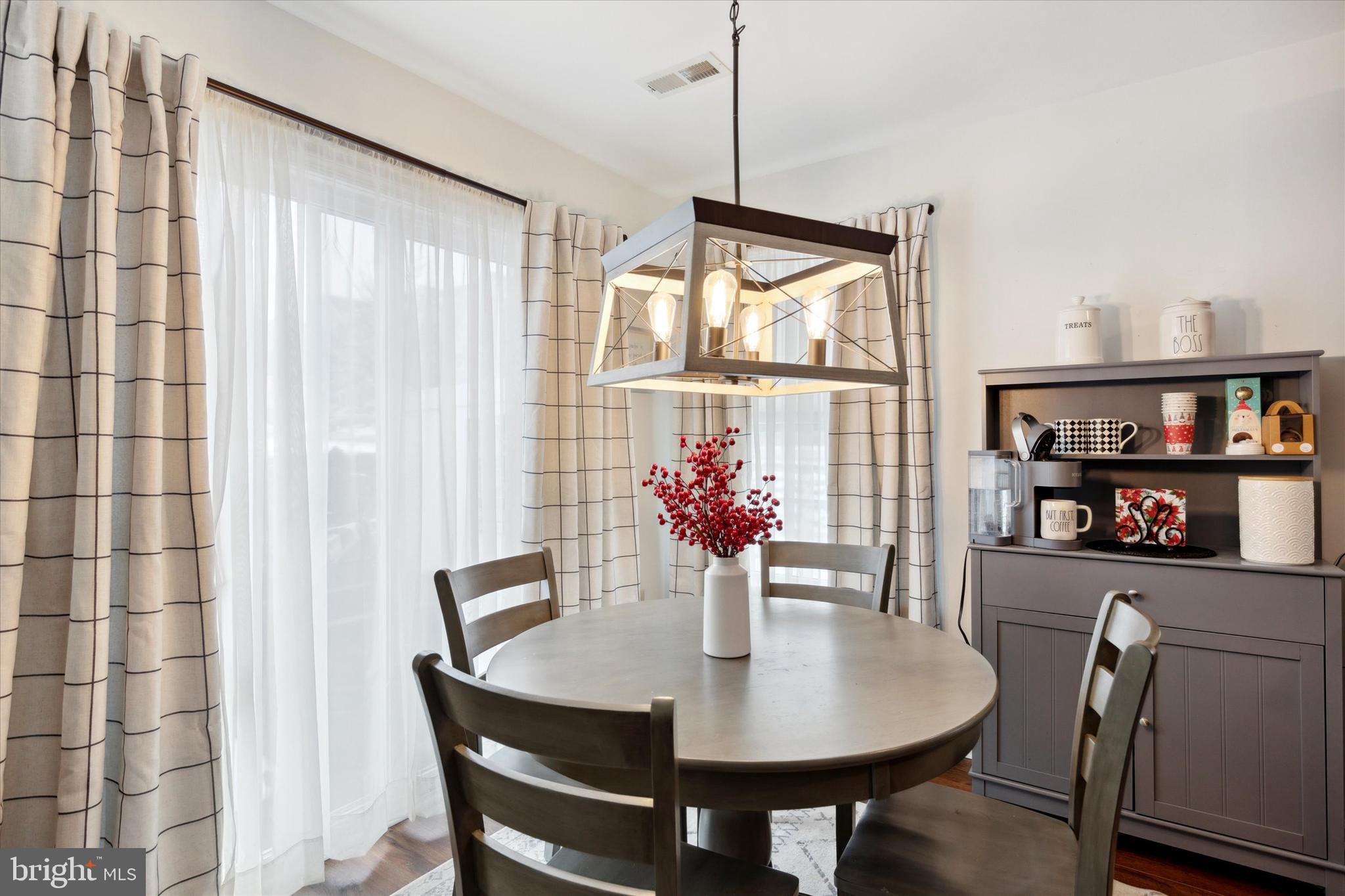 COUNTRY VIEW ESTATES - Residential