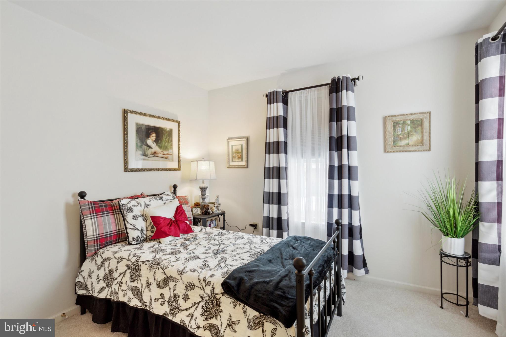COUNTRY VIEW ESTATES - Residential