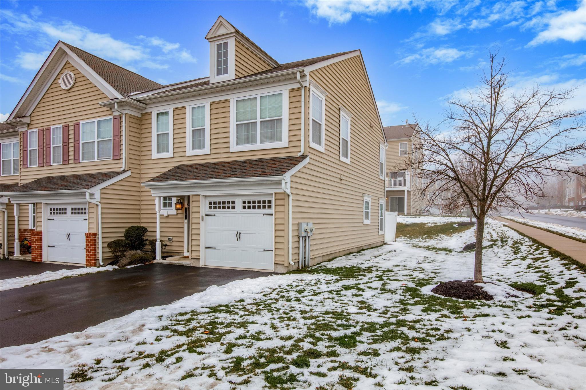 COUNTRY VIEW ESTATES - Residential