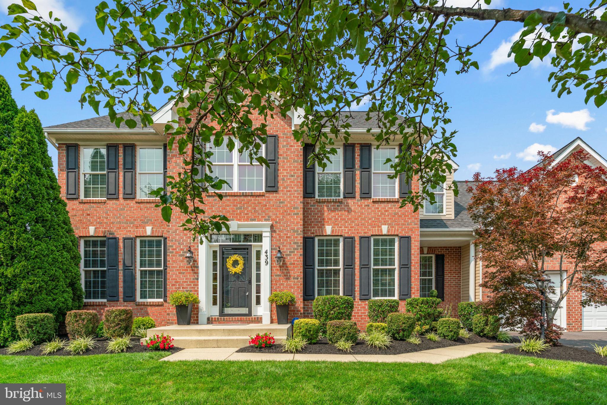 439 UNIVERSITY DRIVE