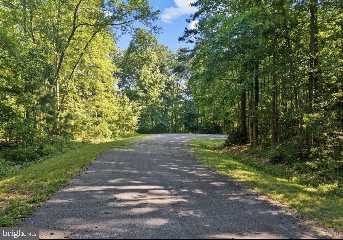 STRATFORD HARBOUR - Land