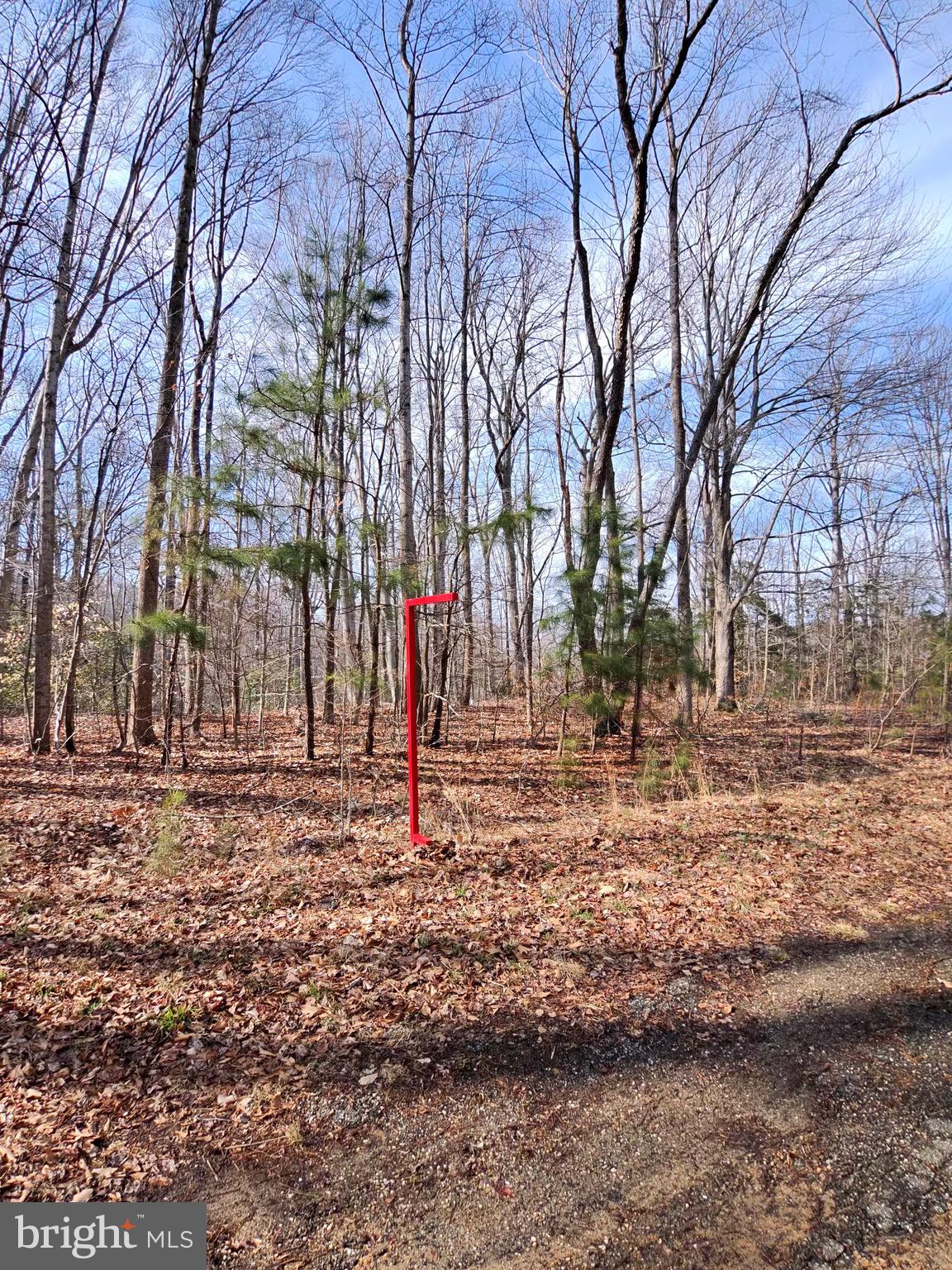 STRATFORD HARBOUR - Land