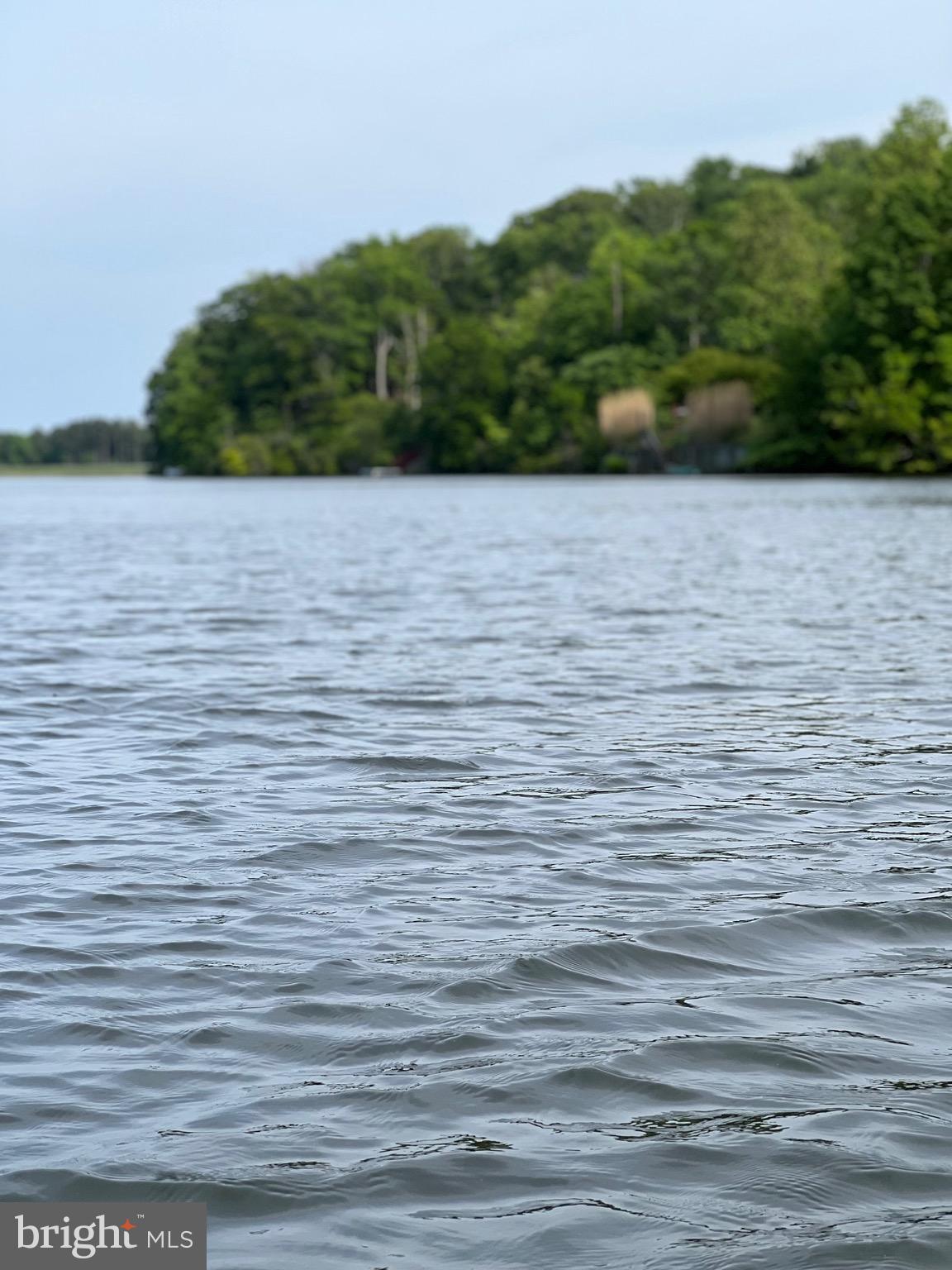 STRATFORD HARBOUR - Land