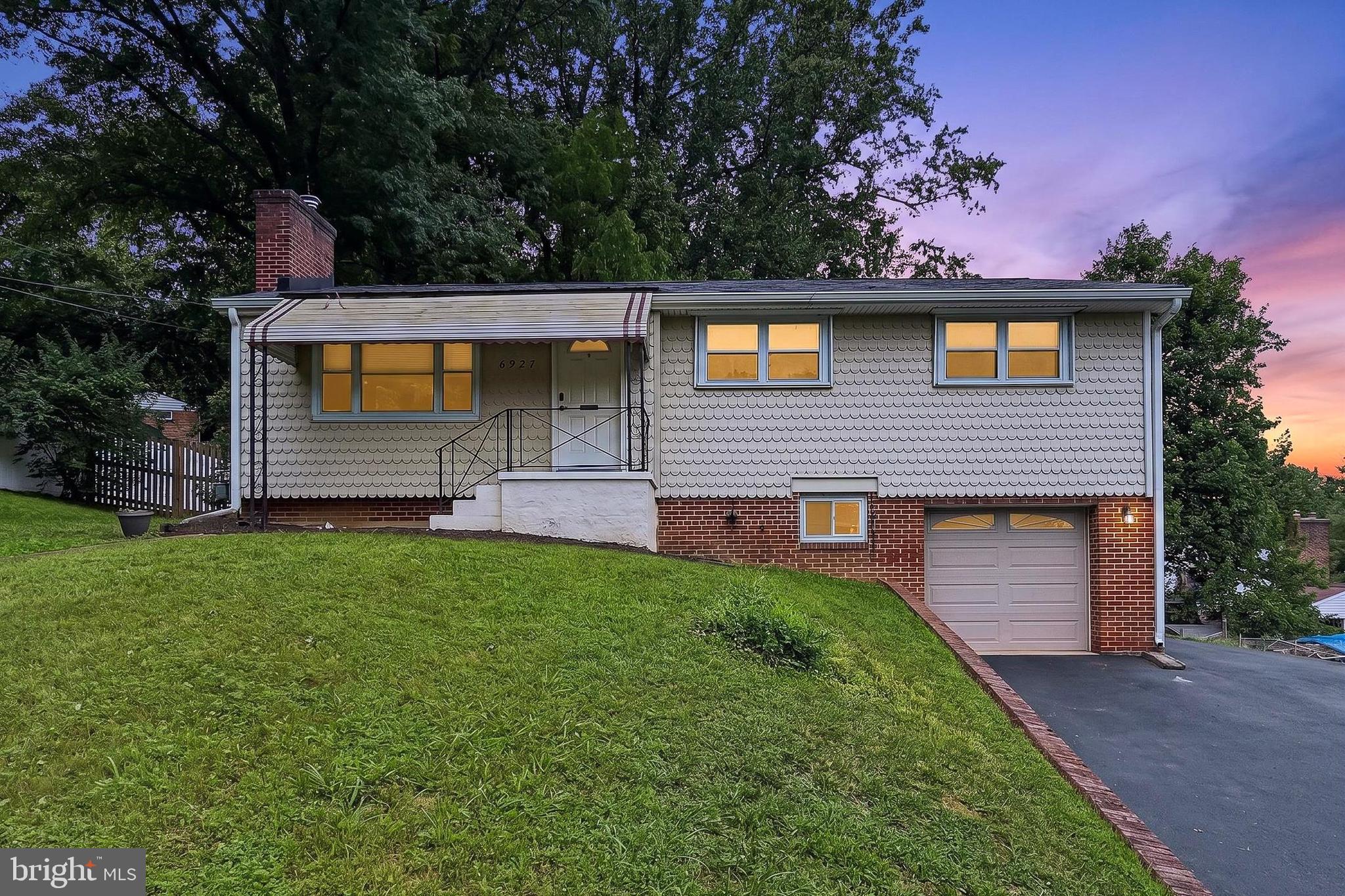 6927 FERN LANE