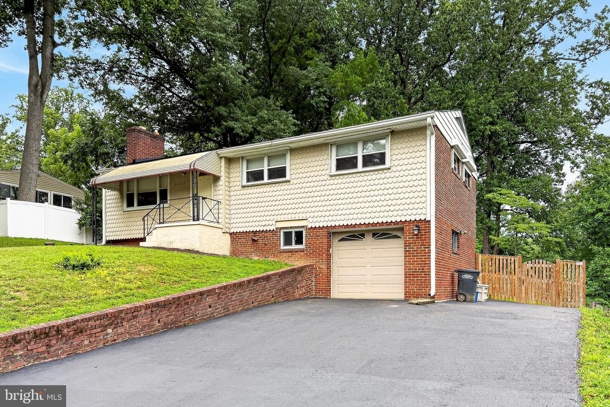 6927 FERN LANE