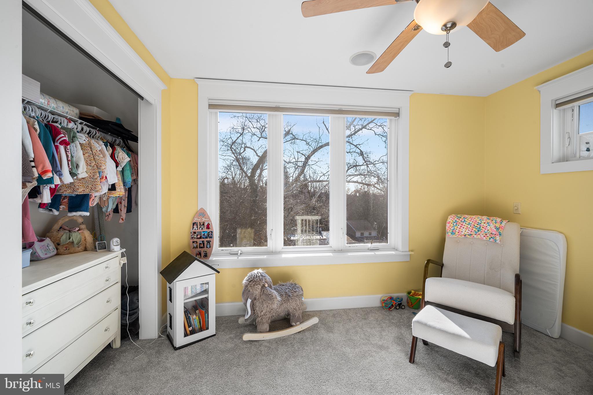 ROXBOROUGH - Residential