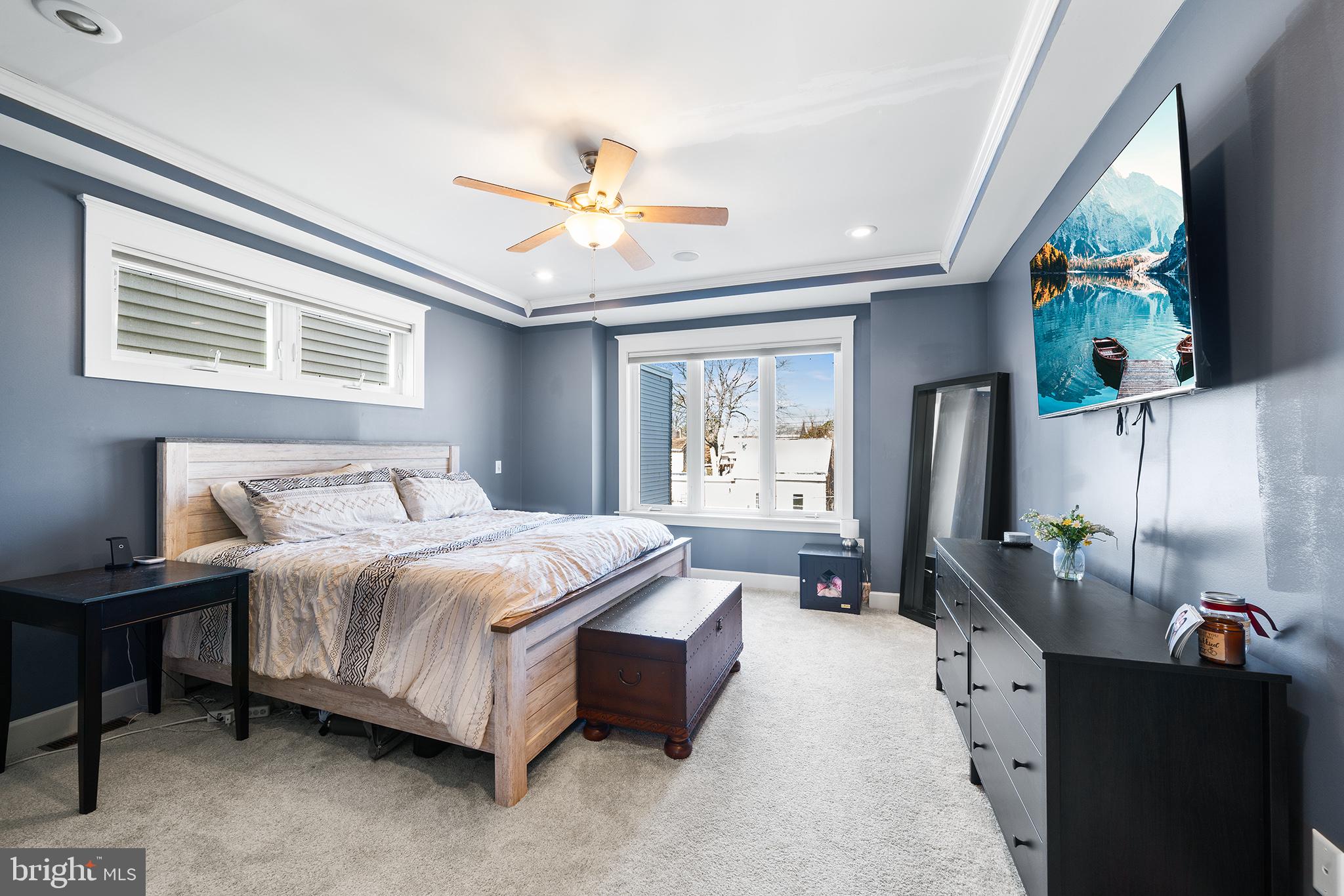 ROXBOROUGH - Residential
