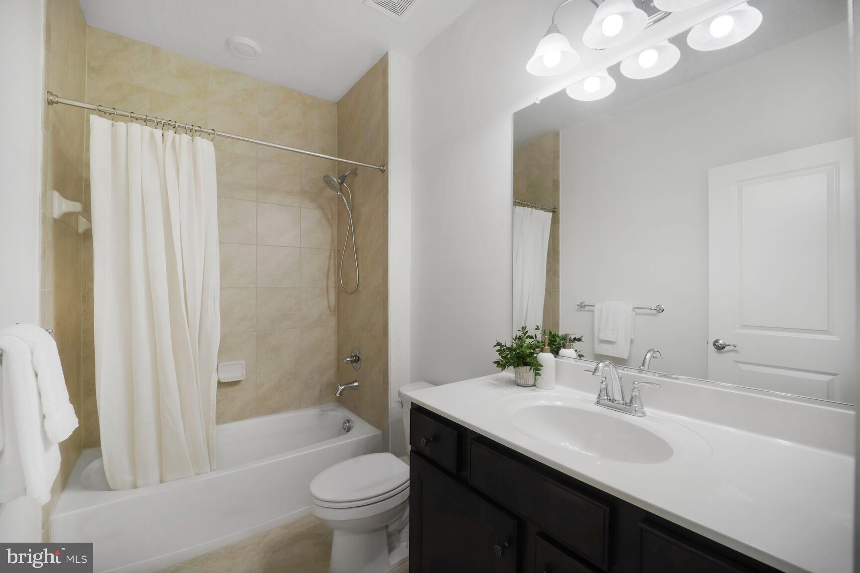 TWO RIVERS - Residential