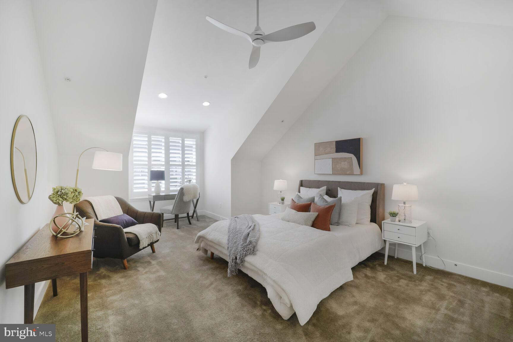 TWO RIVERS - Residential