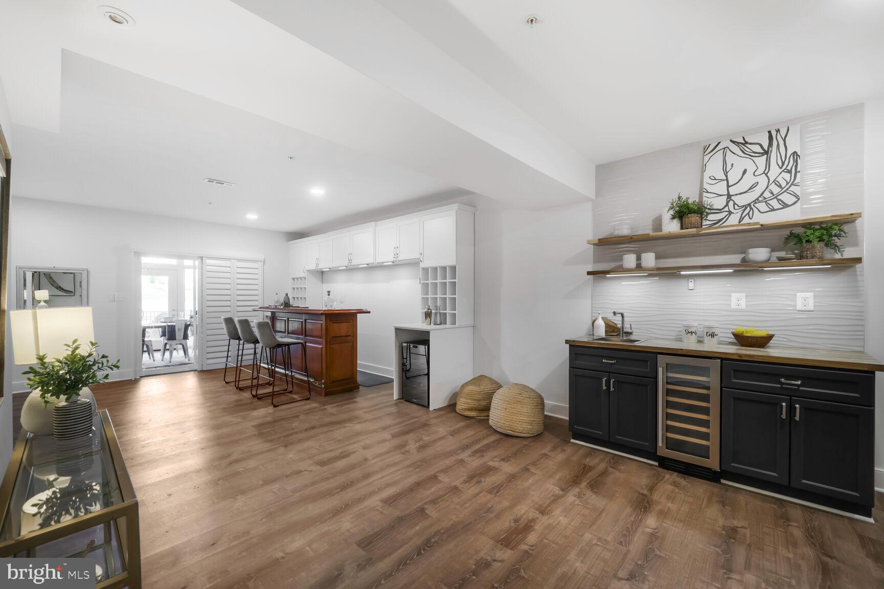 TWO RIVERS - Residential