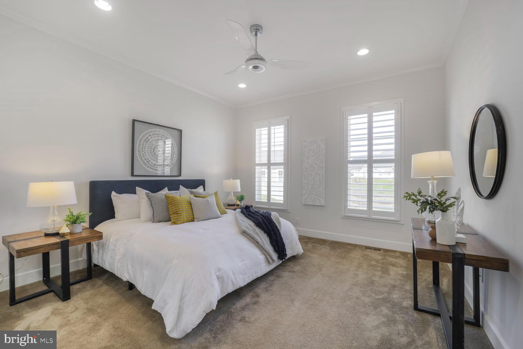 TWO RIVERS - Residential