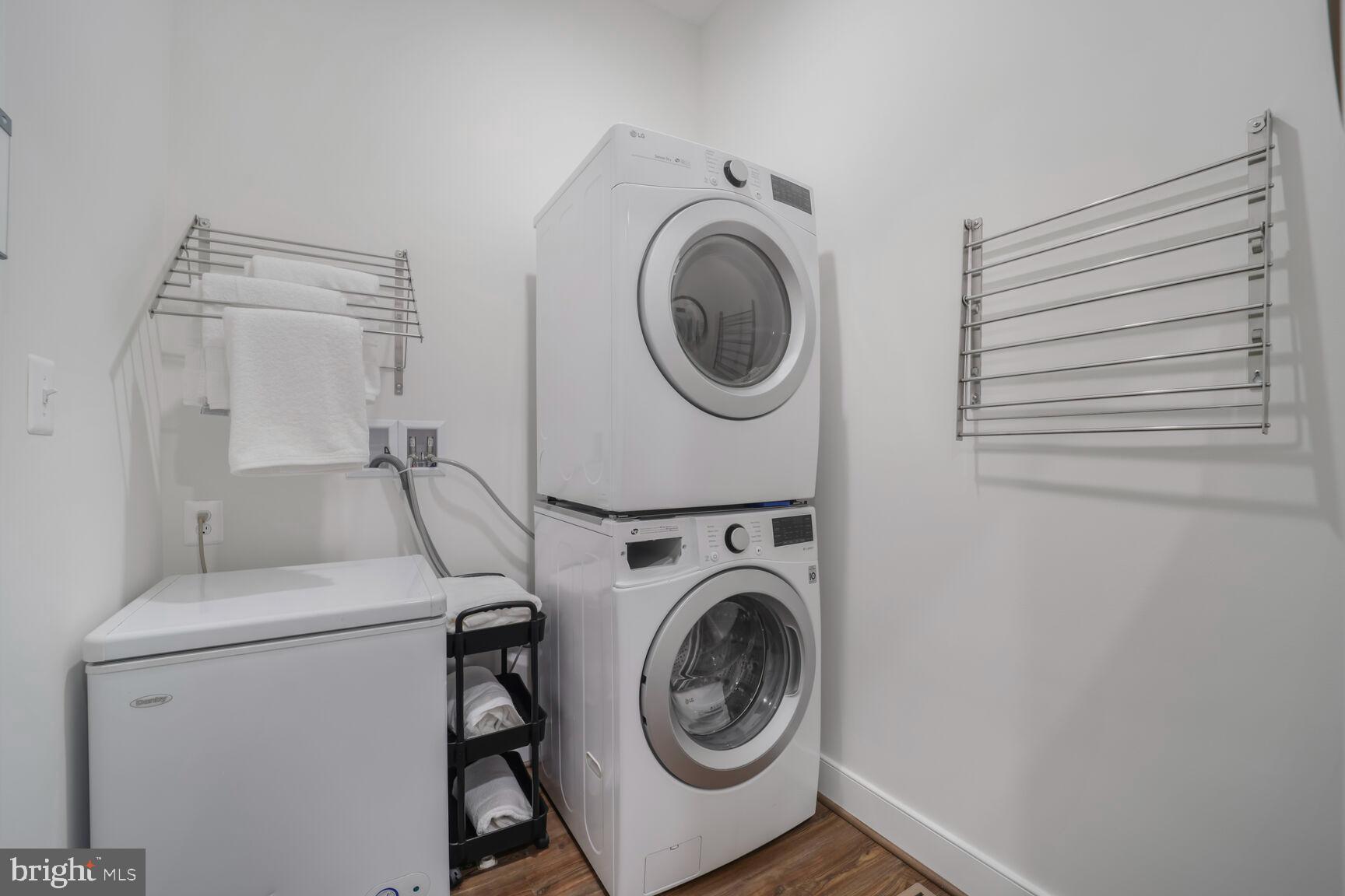 TWO RIVERS - Residential