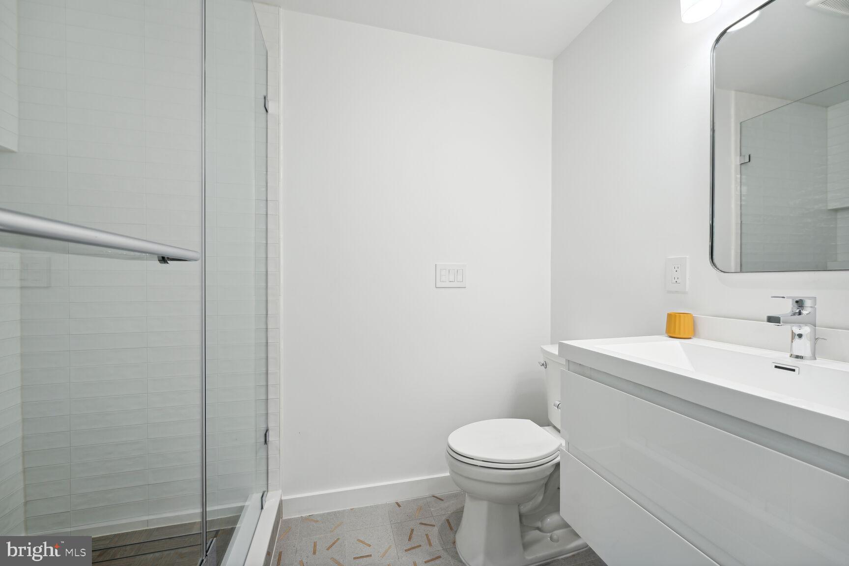 HOLLIN HILLS - Residential