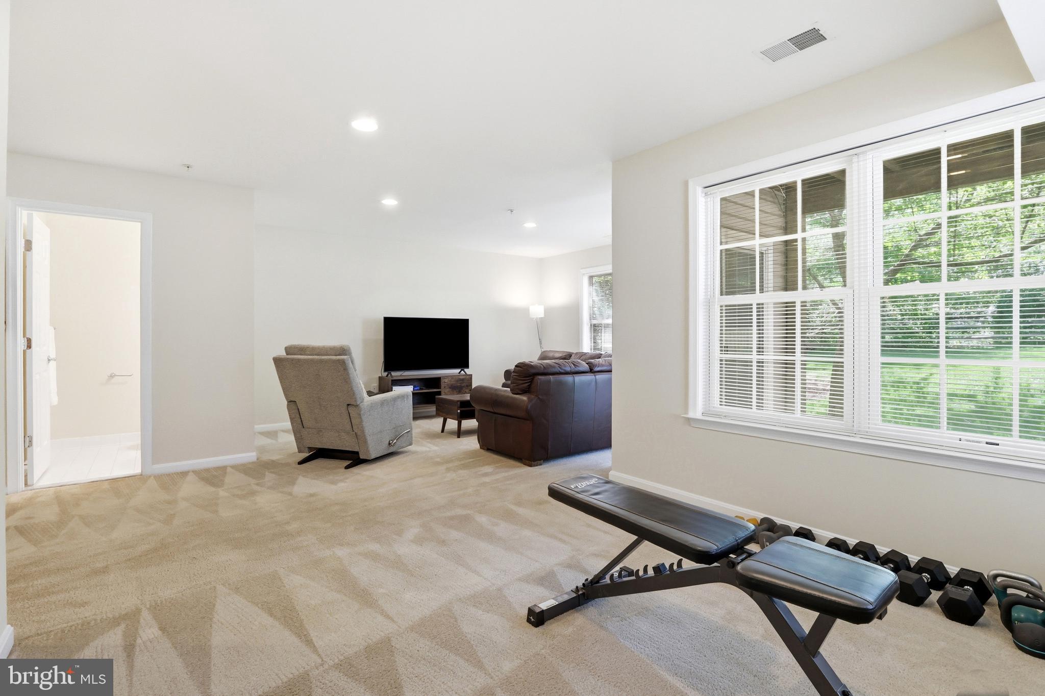 ORCHARD RUN TOWNHOUSE CONDOMINIUMS - Residential