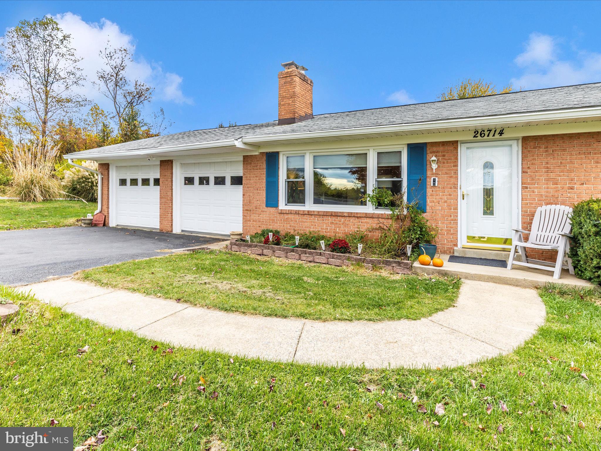 DAMASCUS OUTSIDE - Residential