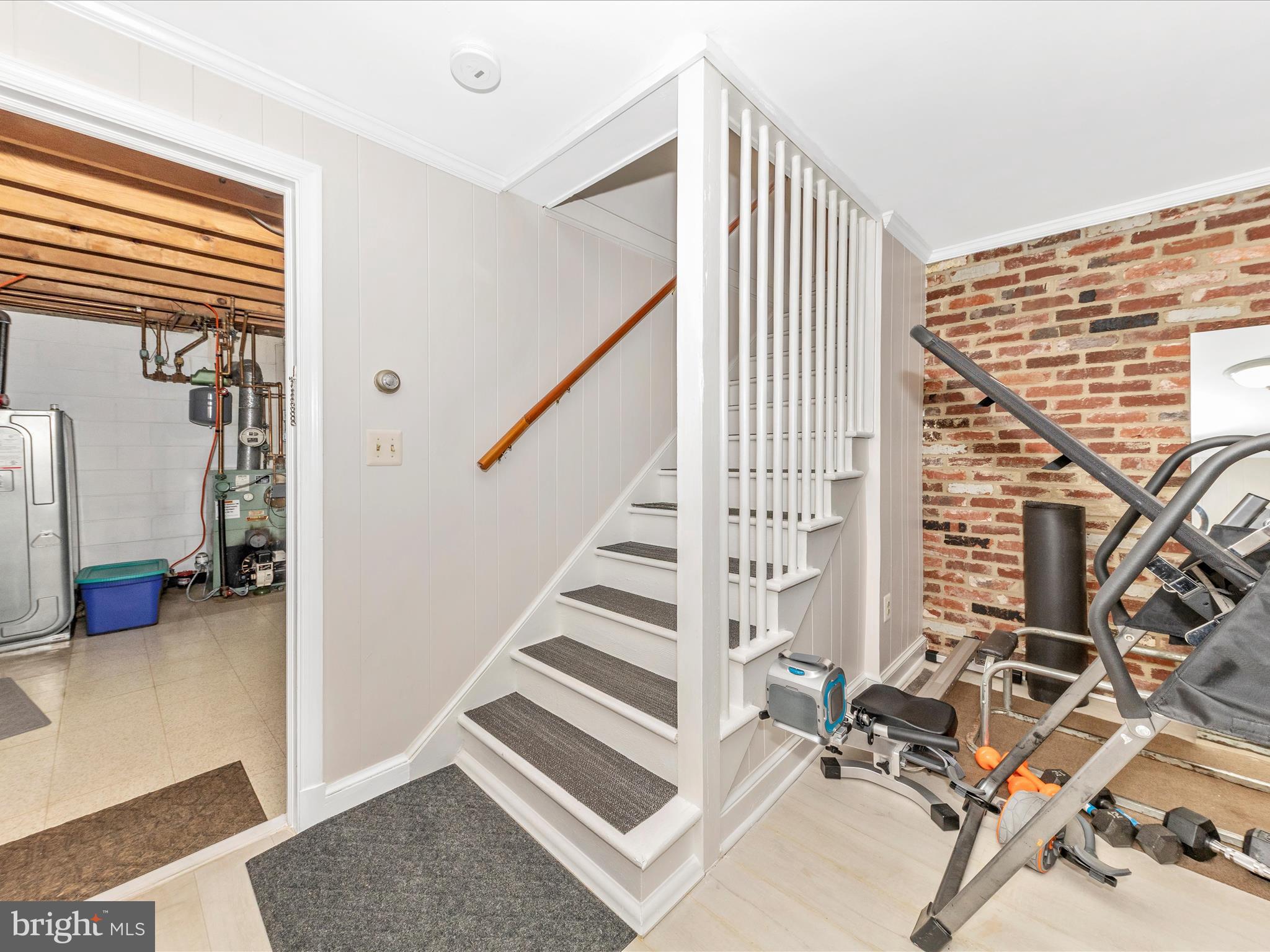 DAMASCUS OUTSIDE - Residential