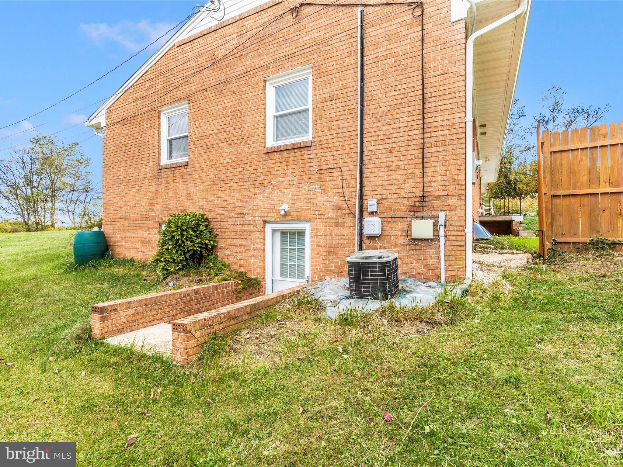 DAMASCUS OUTSIDE - Residential