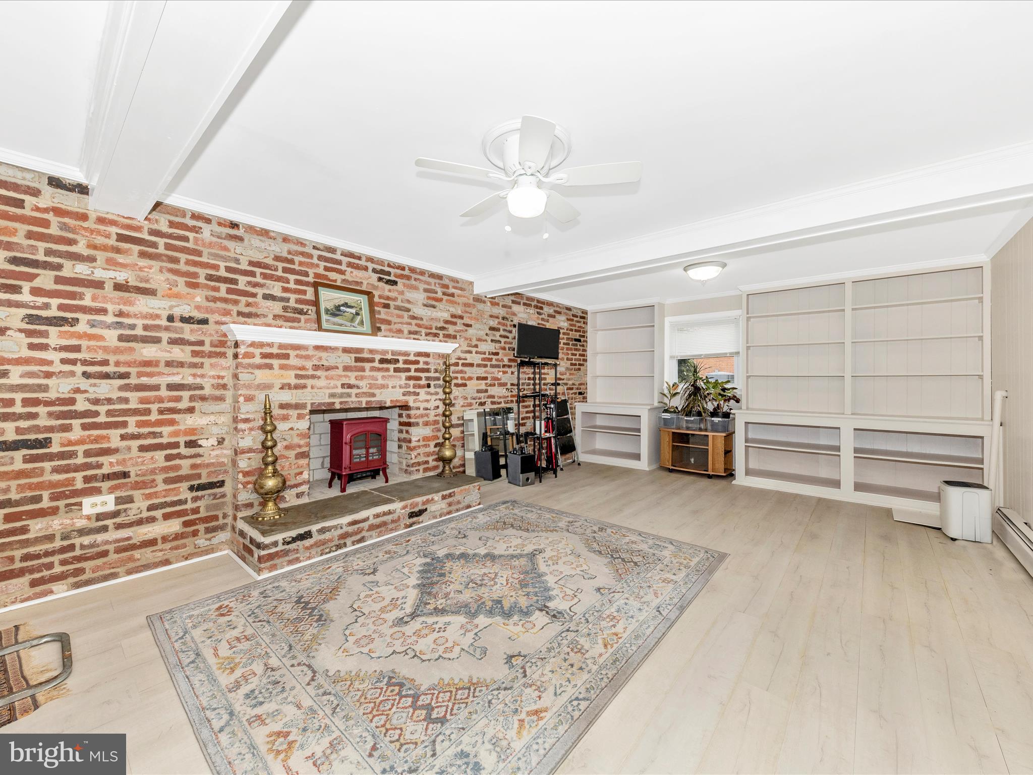 DAMASCUS OUTSIDE - Residential