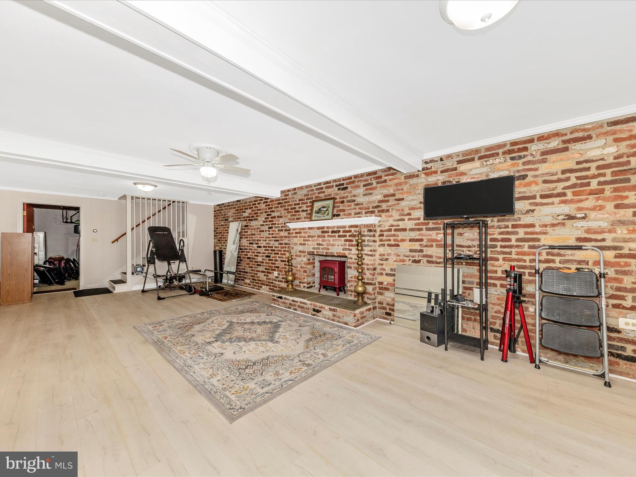 DAMASCUS OUTSIDE - Residential