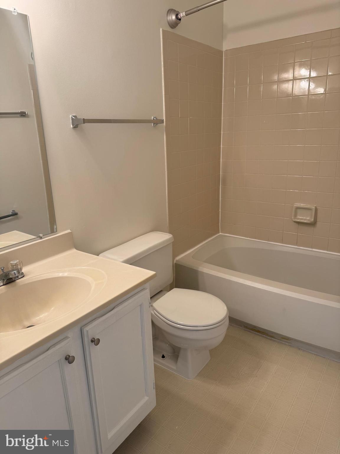 GREENS OF WARTHER - Residential Lease