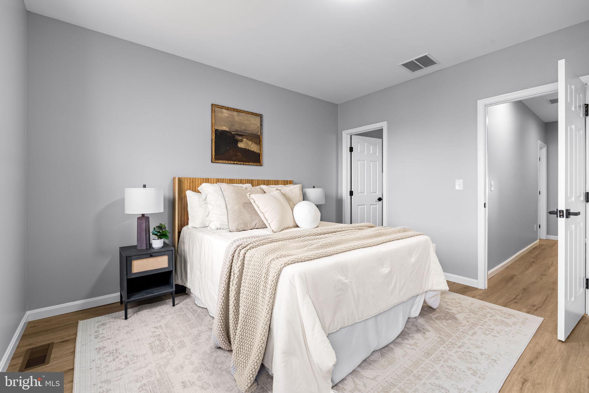 HAMPDEN HISTORIC DISTRICT - Residential