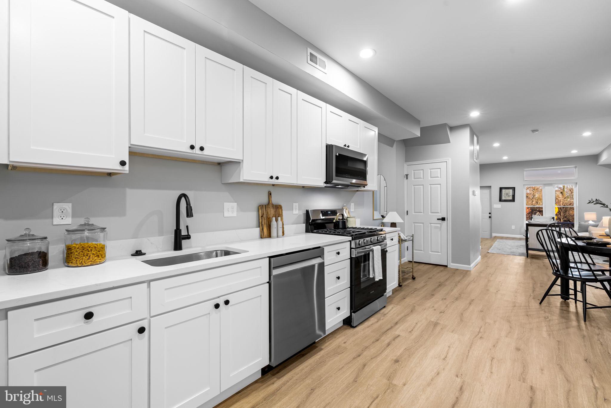 HAMPDEN HISTORIC DISTRICT - Residential