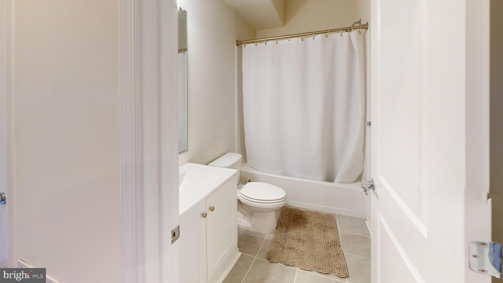 WATERSHED - Residential Lease