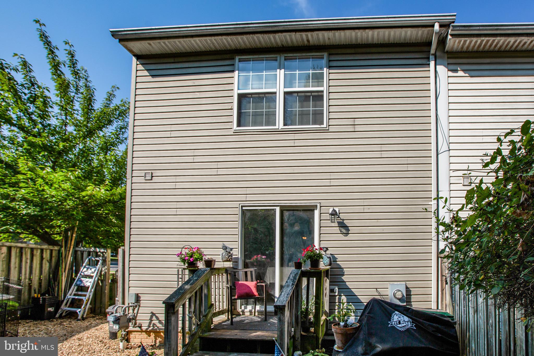 HIGHLANDS OF WARRENTON PHASE 2 - Residential