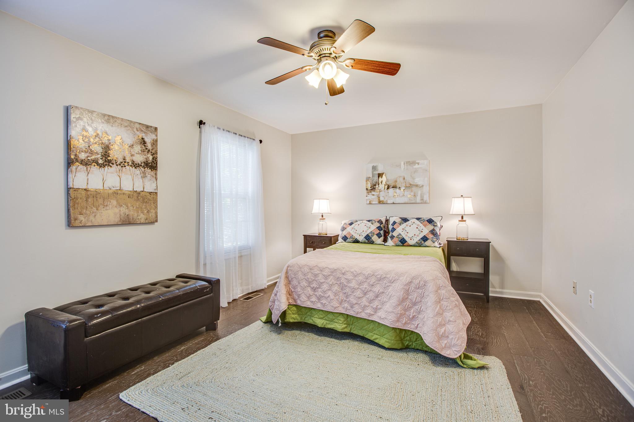 HIGHLANDS OF WARRENTON PHASE 2 - Residential