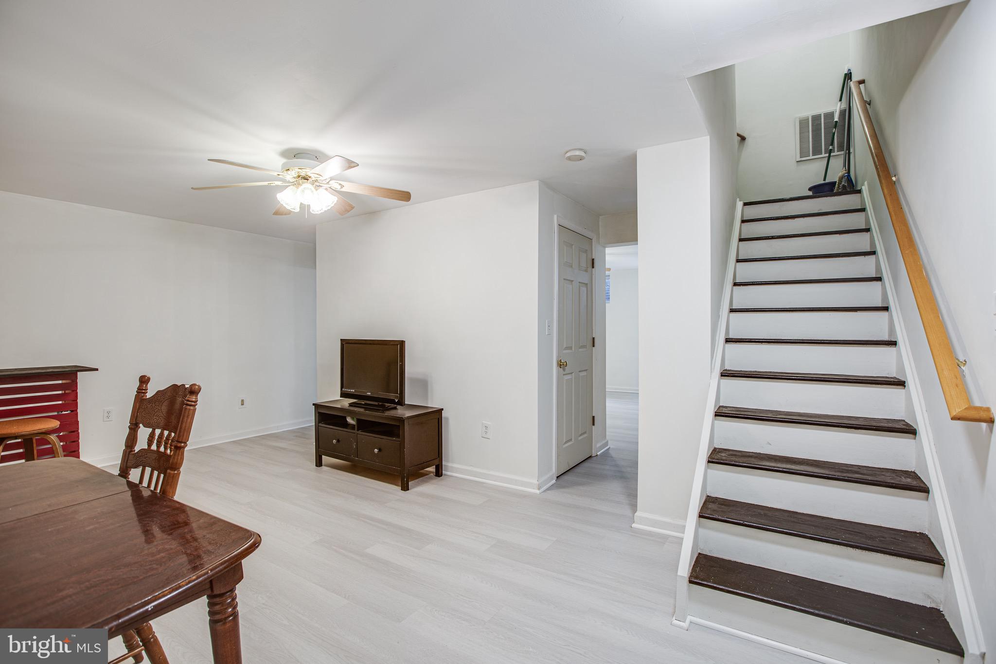 HIGHLANDS OF WARRENTON PHASE 2 - Residential