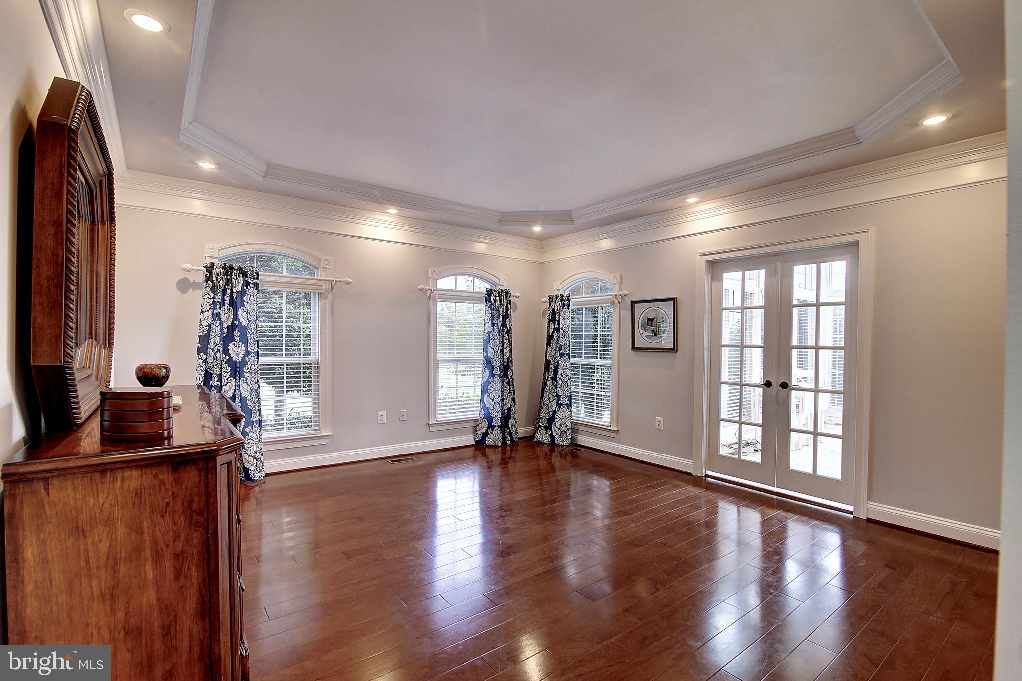 WRIGHT FARM - Residential