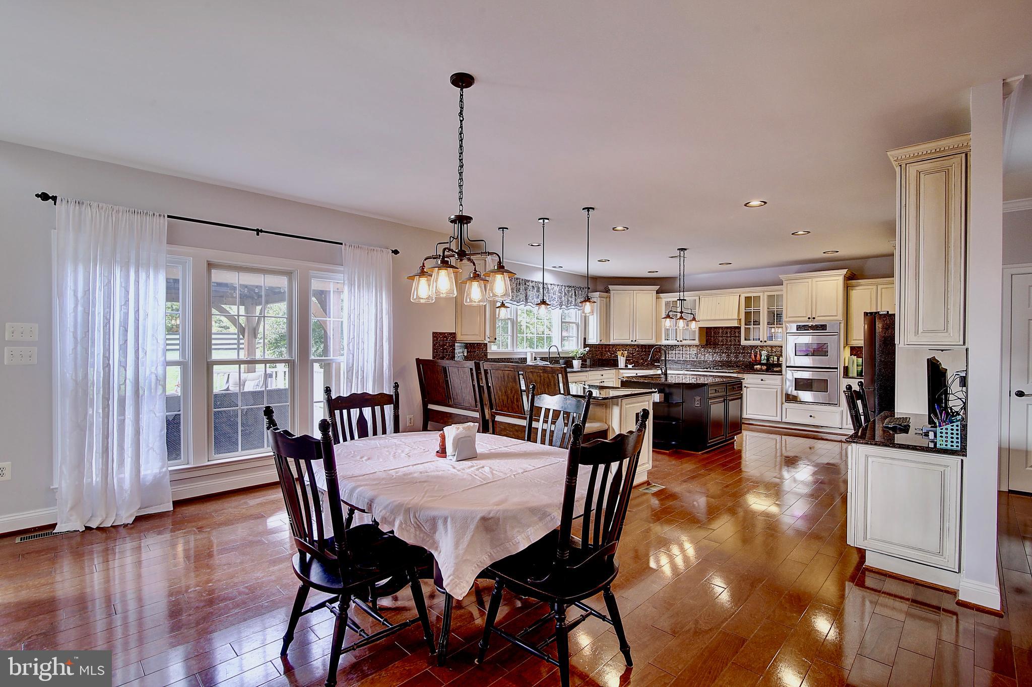 WRIGHT FARM - Residential